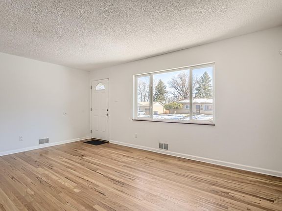 5th image of 2147 S Osceola St