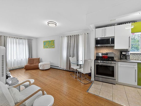 4th image of 3241 Park Ave Unit 2B