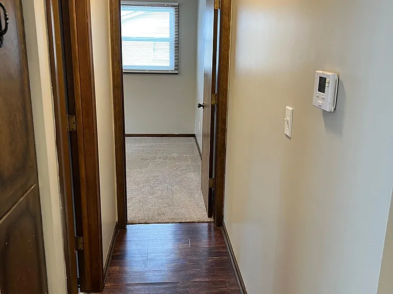 2730 Rosewood St — Photo 10