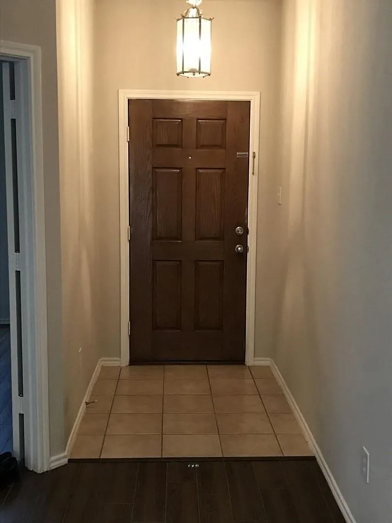 Gorgeous 3 Bedroom House for rent in North Fort Worth with an office room! — Photo 4