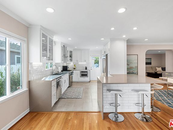 5th image of 8401 Winsford Ave
