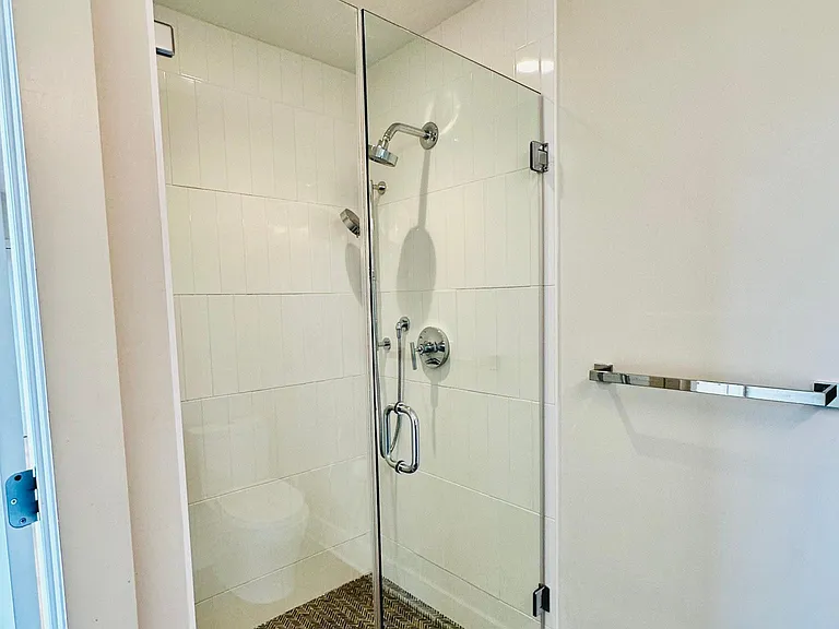 240 Salem St #3A — Photo 16