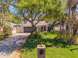 509 Yupon St, New Smyrna Beach, FL 32169