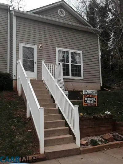 100 Hartford Ct photo 1