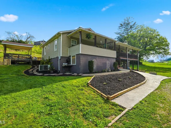 3026 Manville Rd, Gate City, VA 24251