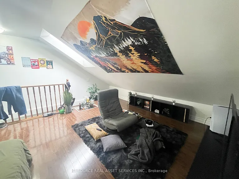 167 Markham St #2 — Photo 17
