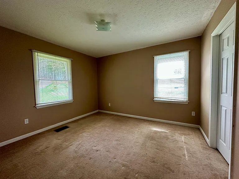 84 Nazarene Way #1 — Photo 9