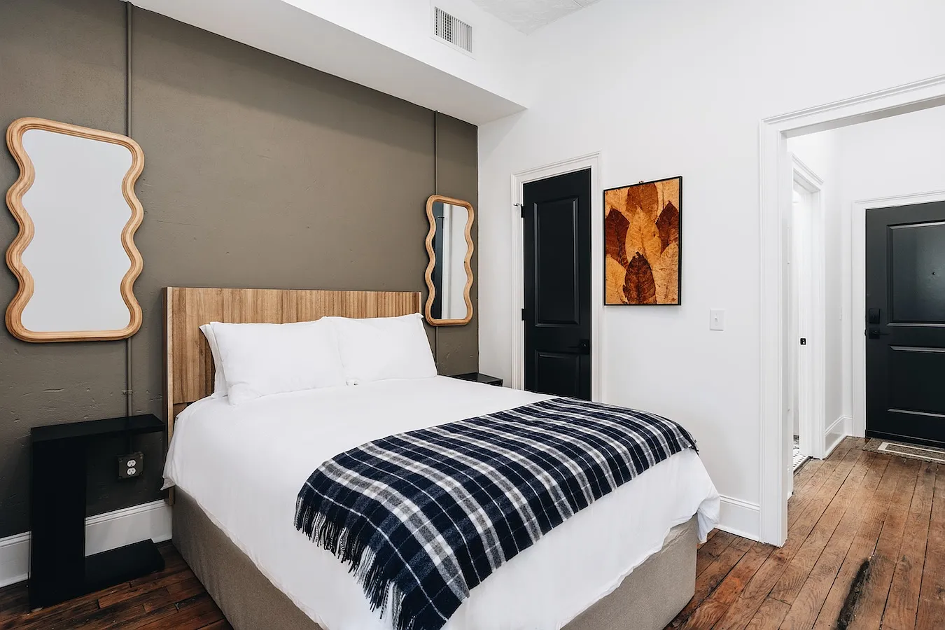 Studio, $1,995 — Photo 3