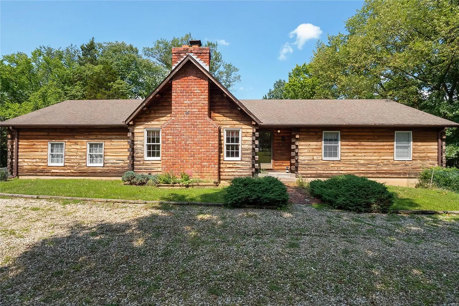 3845 Limerock Ln photo 1