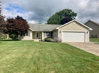 17 Longitude Dr, Mount Vernon, OH 43050