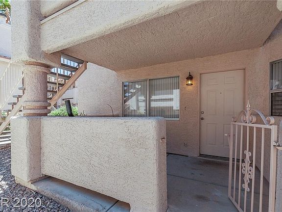 4th image of 912 Boulder Springs Dr Unit 102