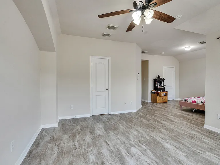 306 Heritage Shr — Photo 14