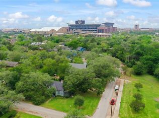 605 Guernsey St, College Station, TX 77840