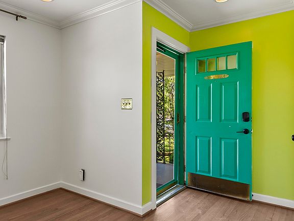 5th image of 5413 Crestwood Blvd
