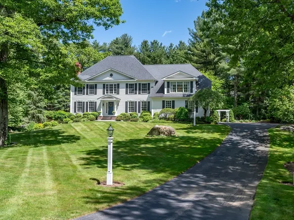 397 Far Reach Rd, Westwood, MA 02090