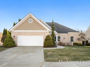 6146 E Longview Dr, East Lansing, MI 48823