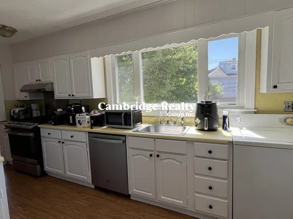 4 High St #T, Somerville, MA 02144