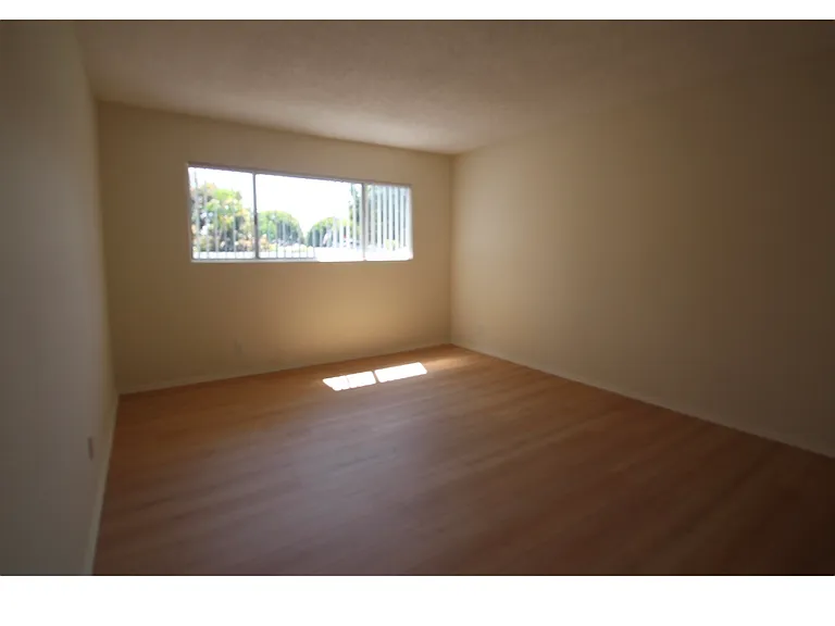 1724 Montana Ave #5 — Photo 16