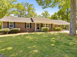 968 Gunter Cir, Lawrenceville, GA 30043