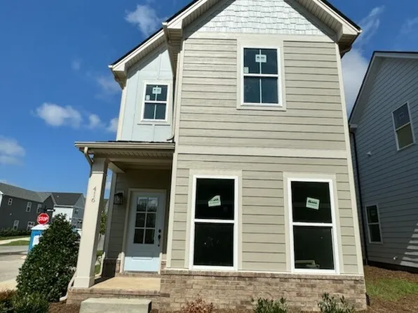416 Queen Ln, Gallatin, TN