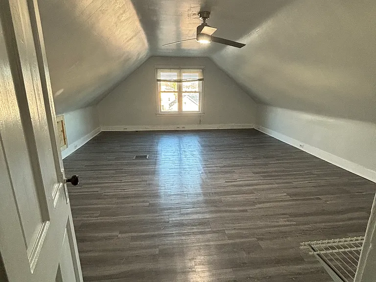 3722 Beekman St #2 — Photo 17