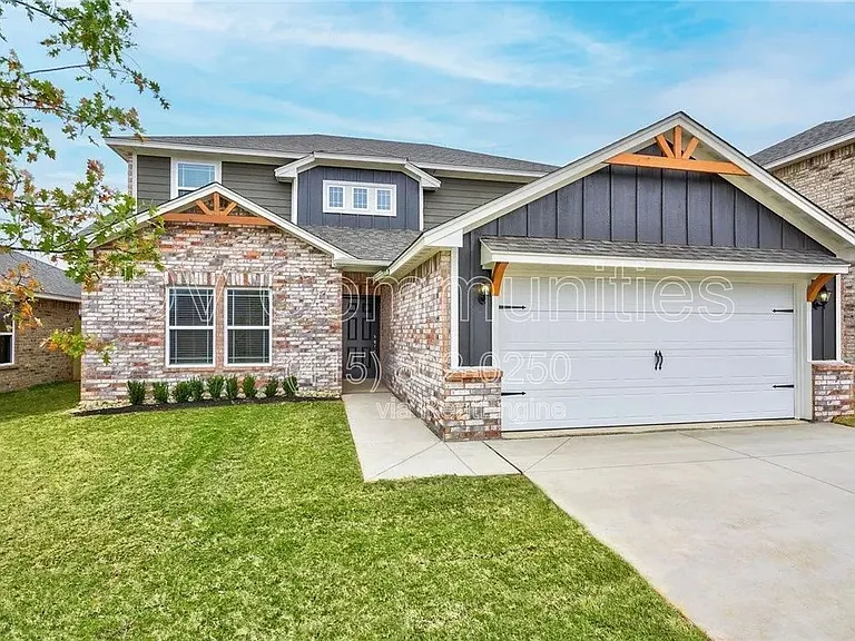 1608 Vermilion Ln — Photo 3