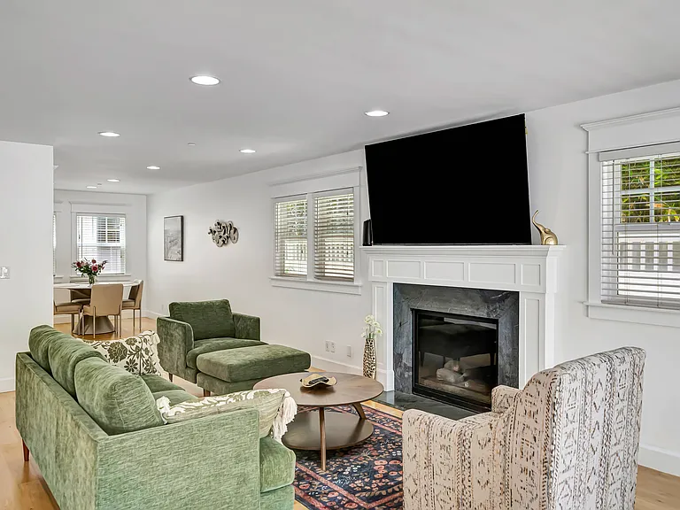 20 Anchorage St — Photo 13