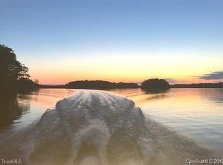 1419 Sunset Pointe Dr, Salisbury, NC 28146