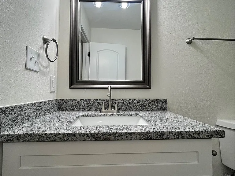 3538 Orange Grove Dr — Photo 20