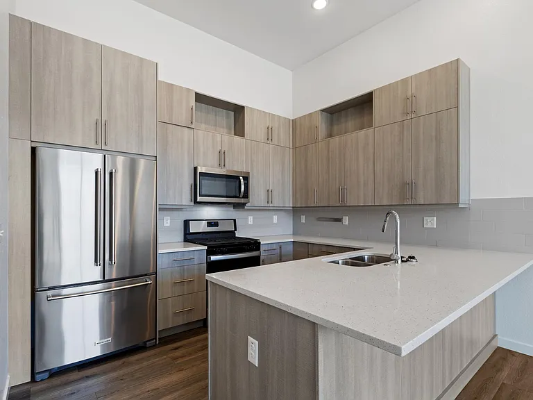 10125 Morrison Rd — Photo 10
