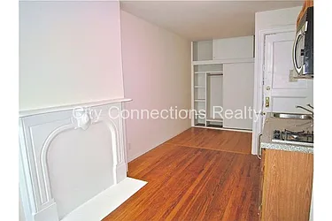 Rented by City Connections Realty