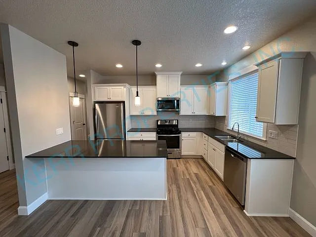 2087 SE Silver Springs Rd — Photo 5