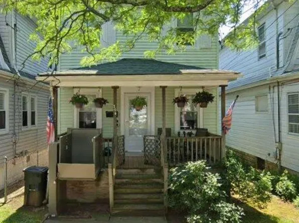 704 Magnolia St, Highland Park, NJ 08904