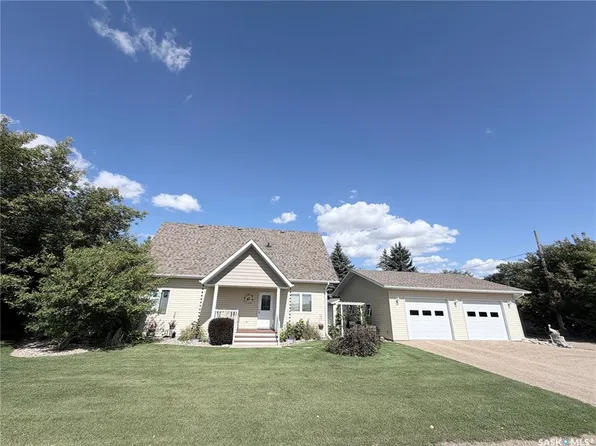 210 King STREET, Elbow, SK S0H 1J0