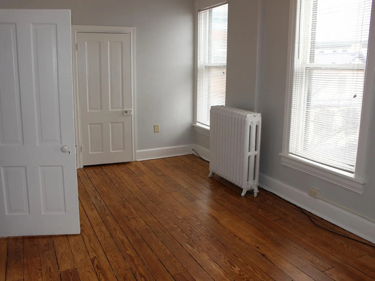 2 bed, 1200 sqft, $1,400 — Photo 4