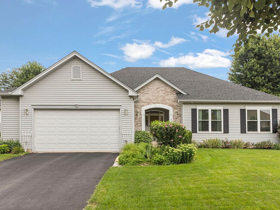 1st image of 2168 Whitetail Dr