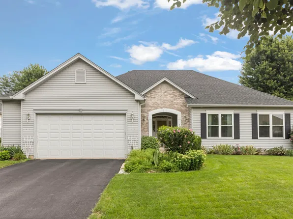2168 Whitetail Dr, Aurora, IL 60503