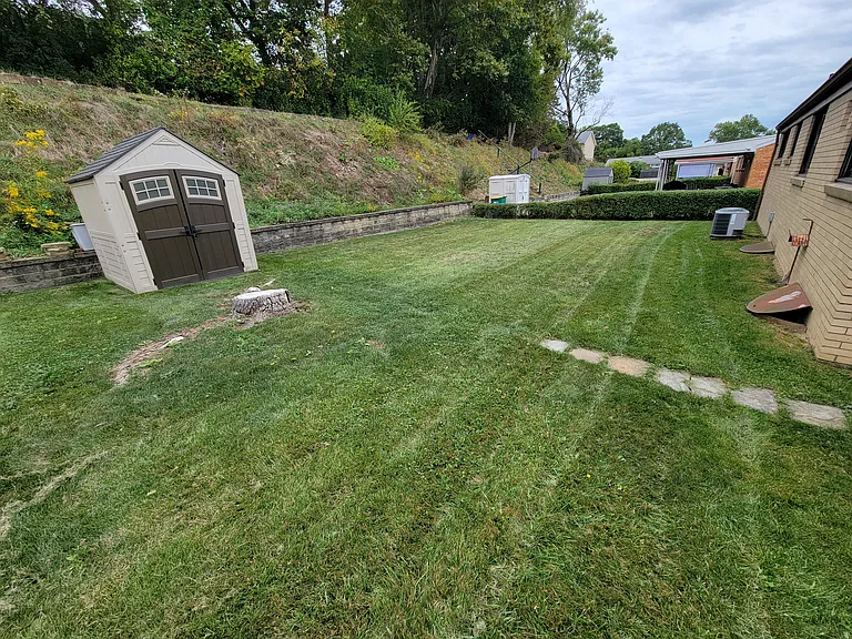 628 Highridge Dr — Photo 16