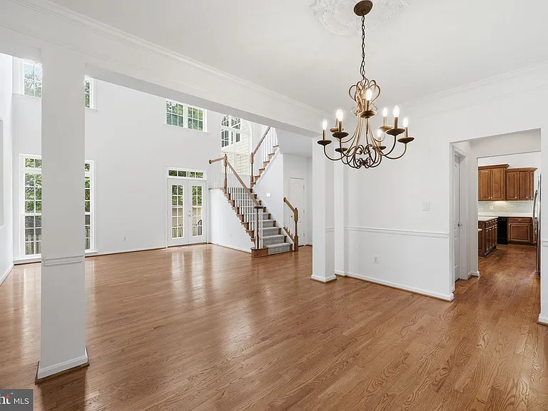 21817 Wingfoot Ct — Photo 5
