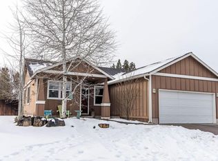 61076 Honkers Ln, Bend, OR 97702