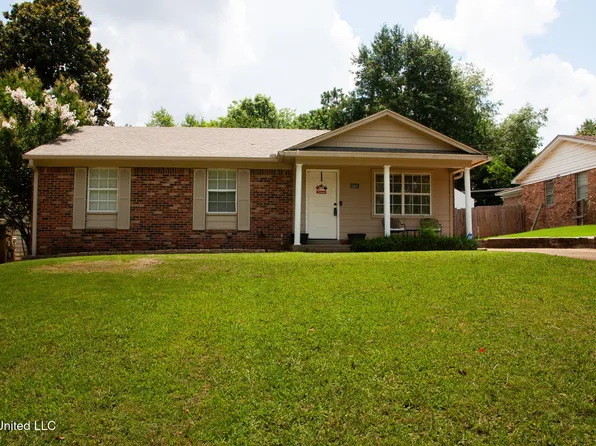 1583 Brookhaven Dr, Southaven, MS 38671