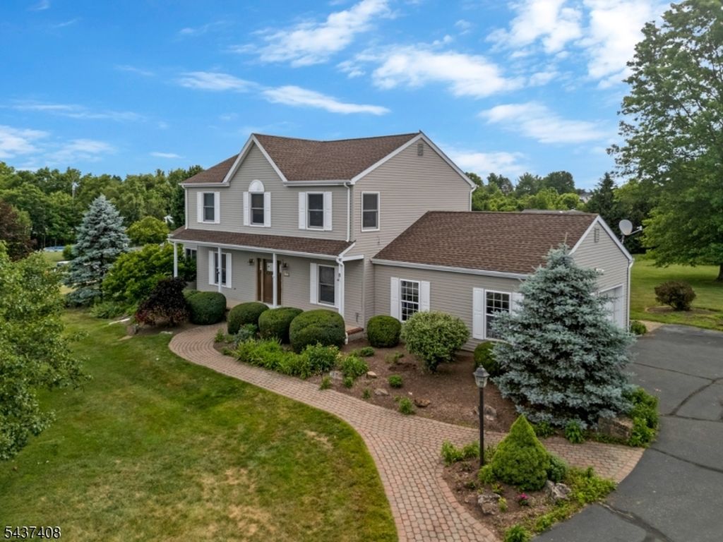 1 Pegasus Ct, Ringoes, NJ - View 3