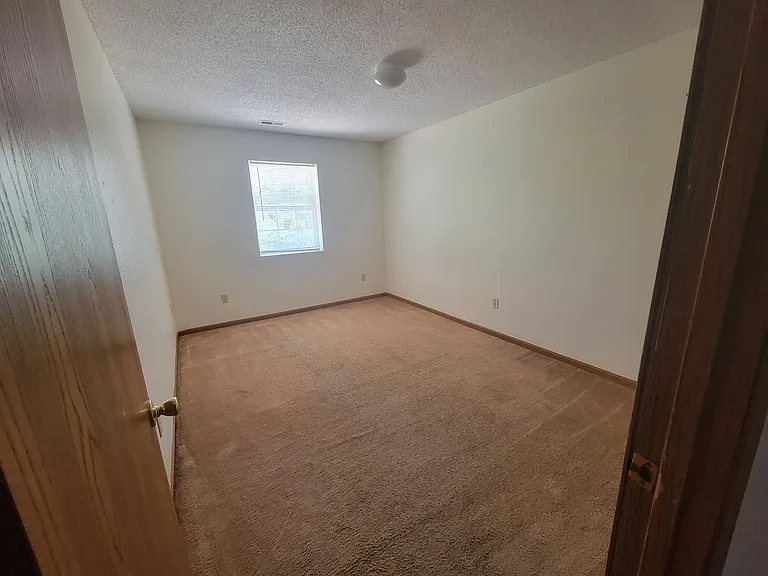College Place Apartments — Photo 10