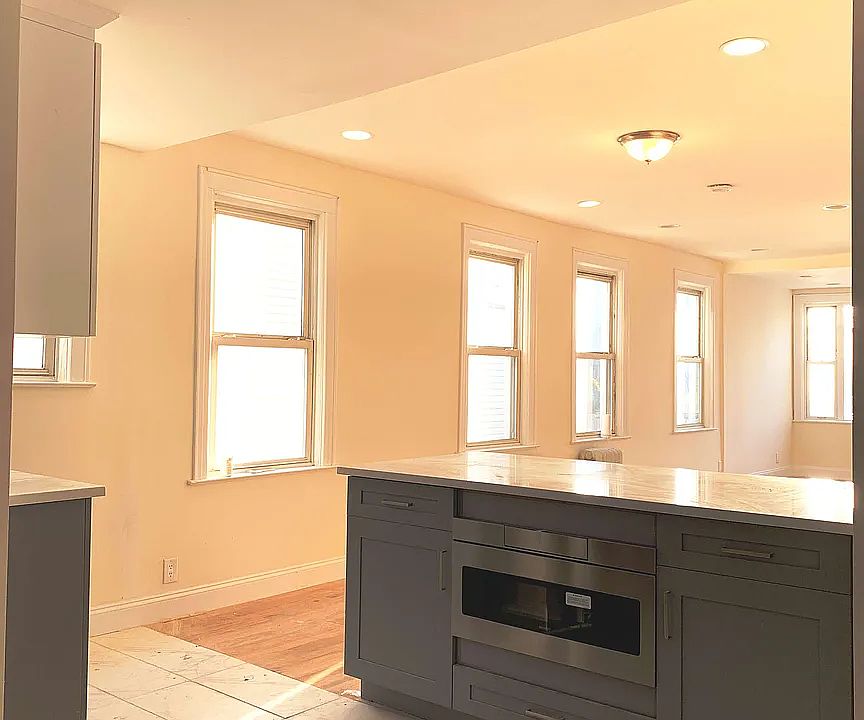 2nd image of 119-21 130th St