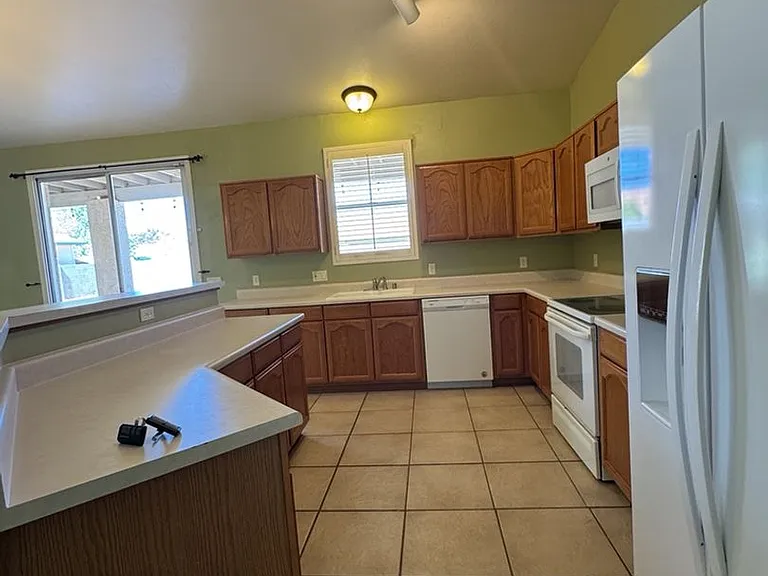 3817 Camino Arroyo — Photo 8