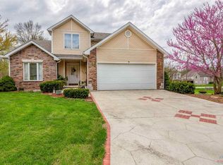 1430 E Timber Ridge Dr, Sedalia, MO 65301