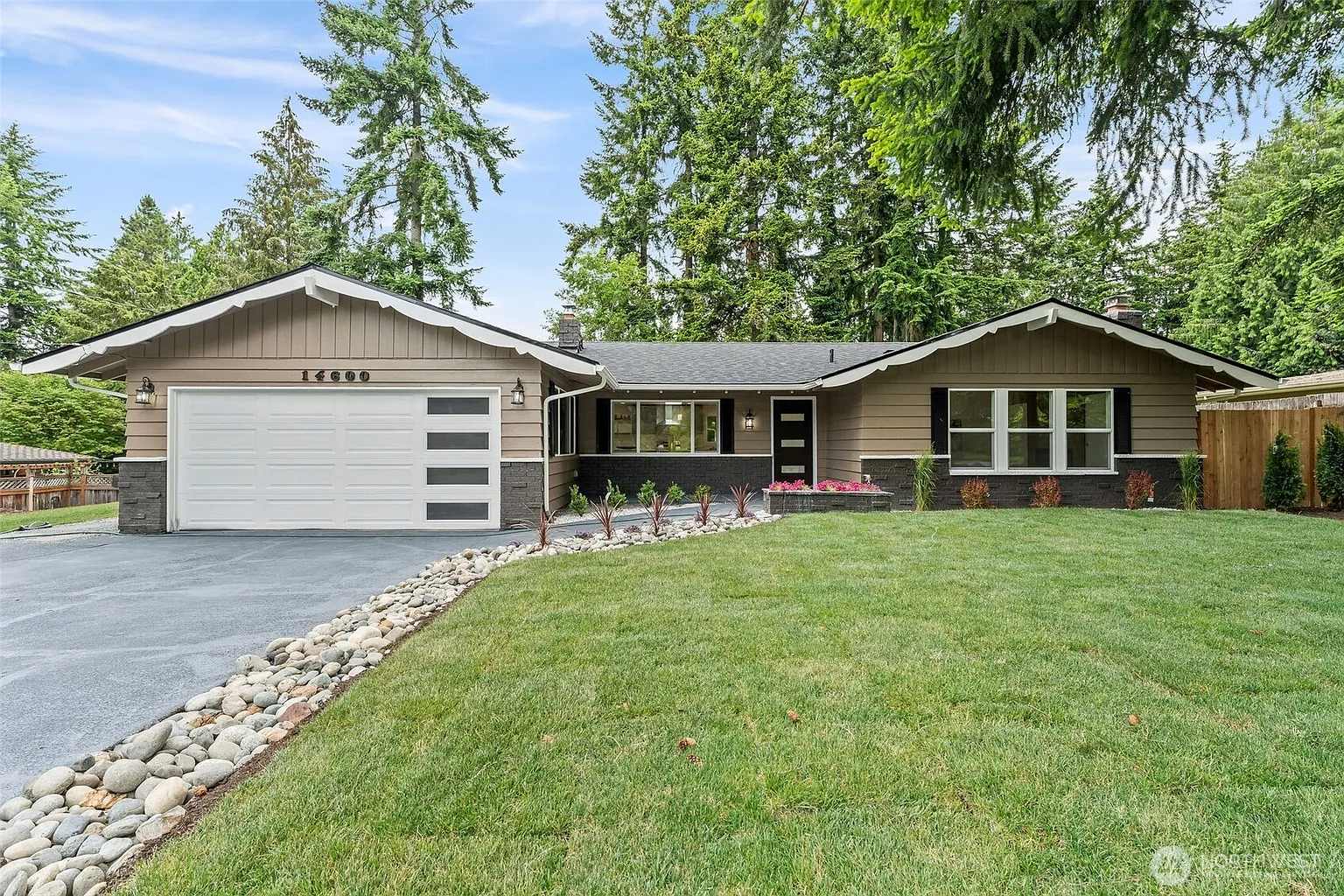 14600 SE 178th Place photo 1