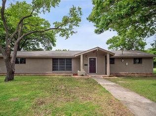 1834 Spikes St, Grand Prairie, TX 75051