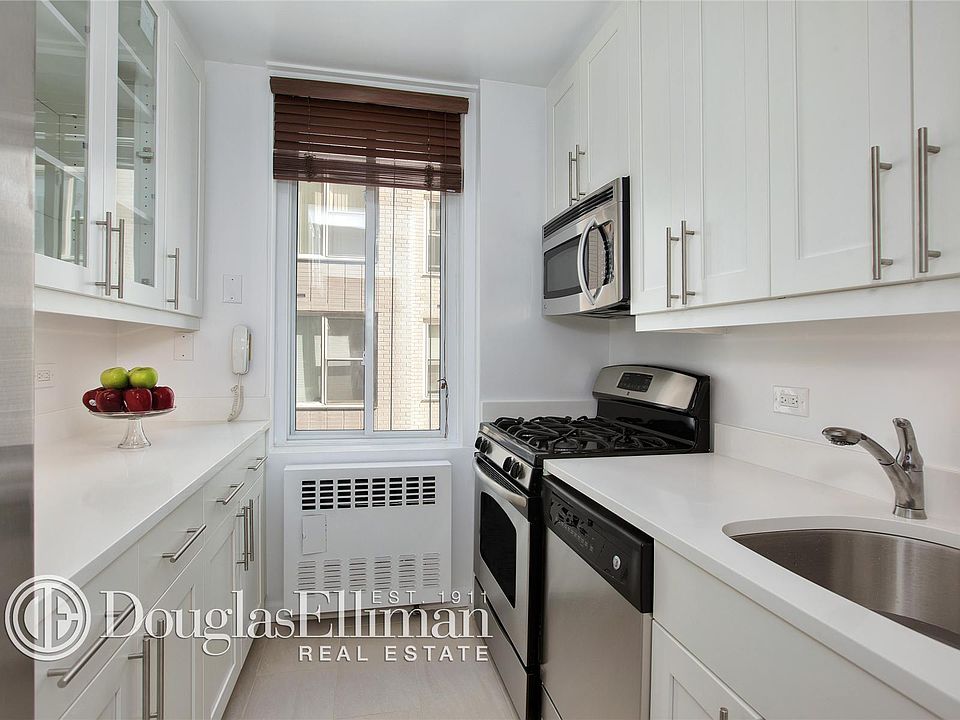 1st image of 220 E 65th St APT 10C