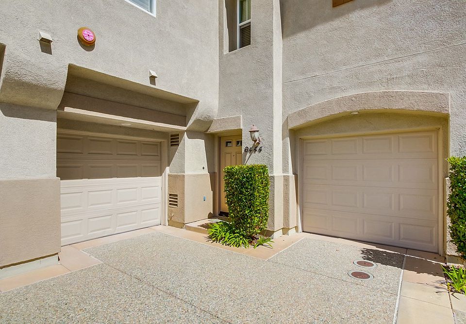 2nd image of 6444 Terraza Portico